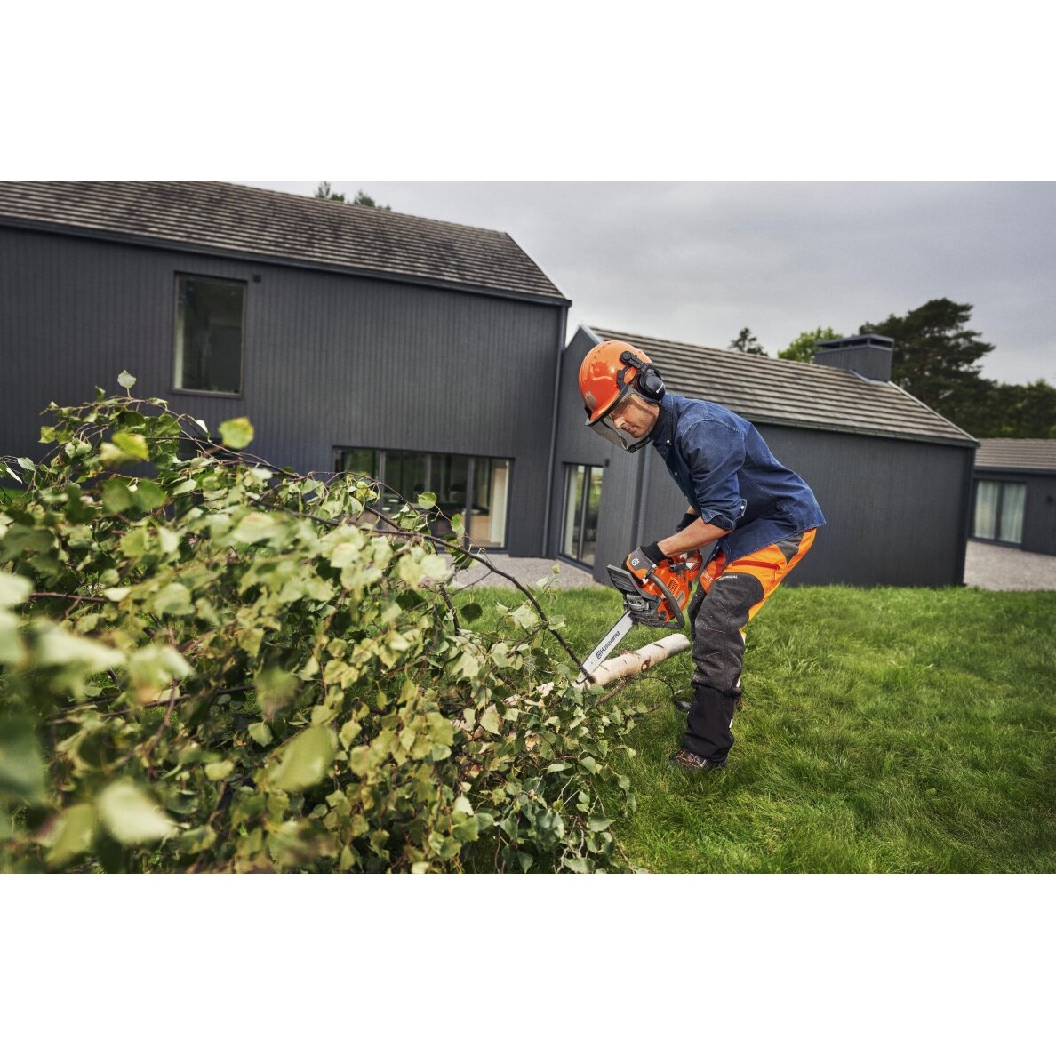 Grandininis pjūklas Husqvarna 130 1 Grandininis pjūklas Husqvarna 130 1