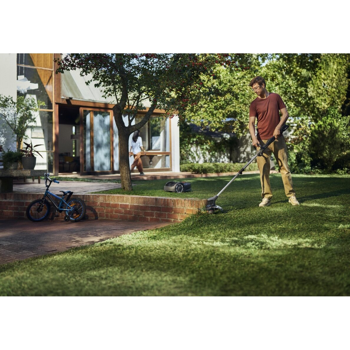 Husqvarna Aspire™ T28-P4A su akumuliatoriumi ir įkrovikliu 1 Husqvarna Aspire™ T28-P4A su akumuliatoriumi ir įkrovikliu 1