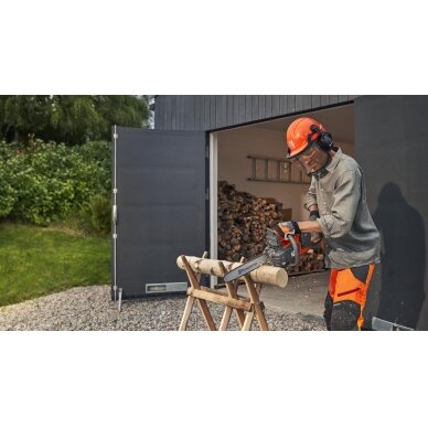 Husqvarna 225i akumuliatorinis grandininis pjūklas su akumuliatoriumi ir įkrovikliu 1 Husqvarna 225i akumuliatorinis grandininis pjūklas su akumuliatoriumi ir įkrovikliu 1