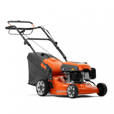 Vėjapjovė Husqvarna LC140SP Vėjapjovė Husqvarna LC140SP